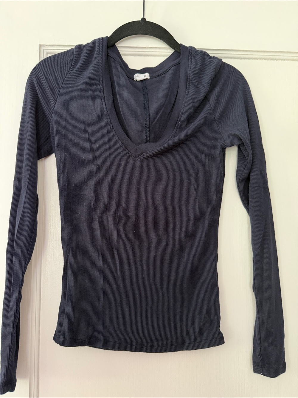 Garage Navy Ribbed Long-Sleeve V-Neck Top - Picture 3 of 6